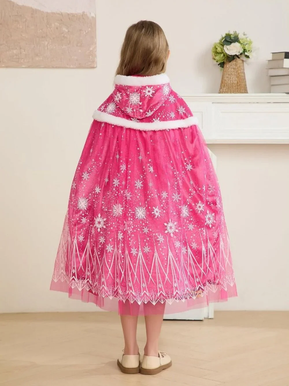 Girls Velvet Hooded Cape - Warm Princess Cloak for Dress-Up & Play Parties